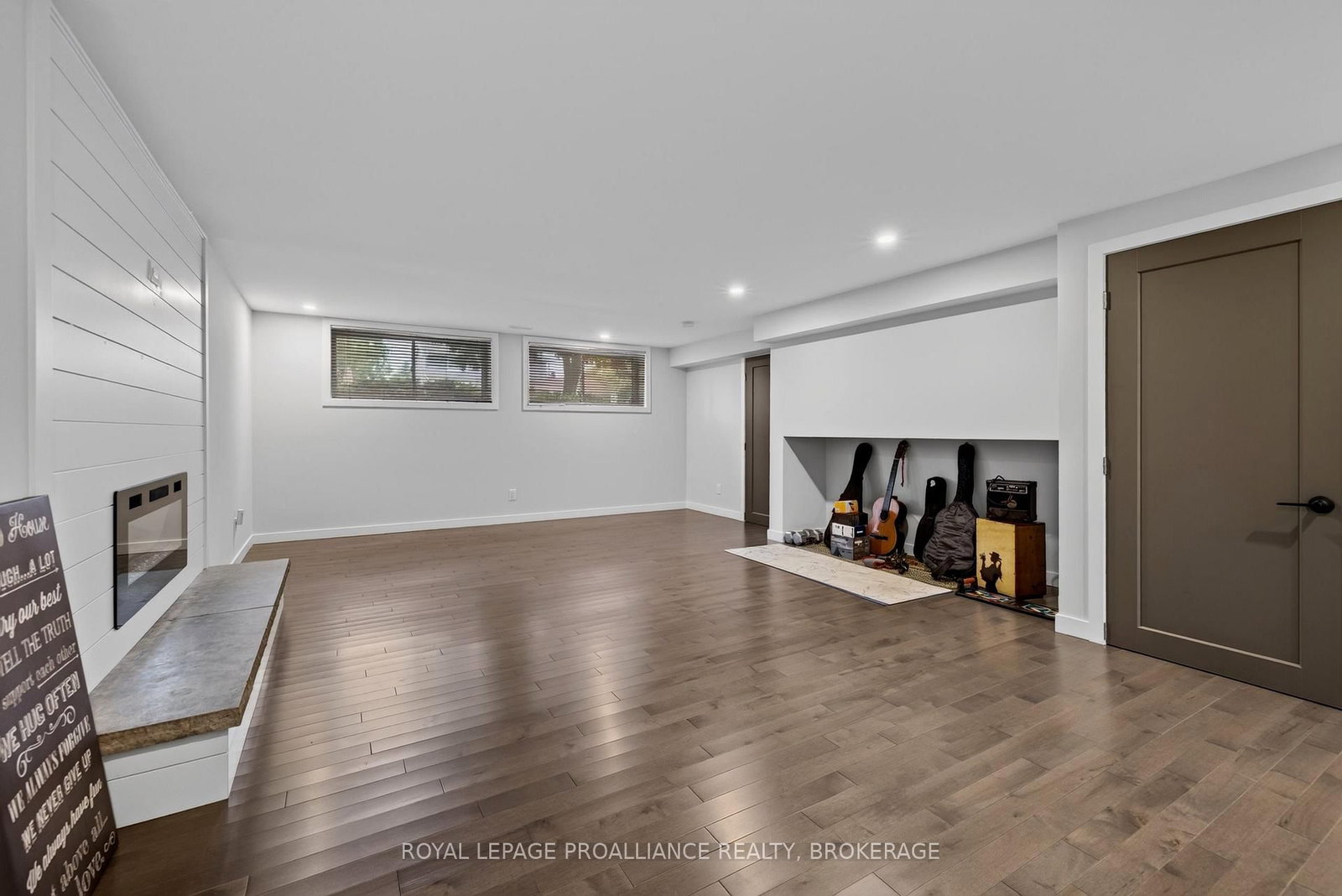 682 Carnaby Street • Kingston, ON photo 39
