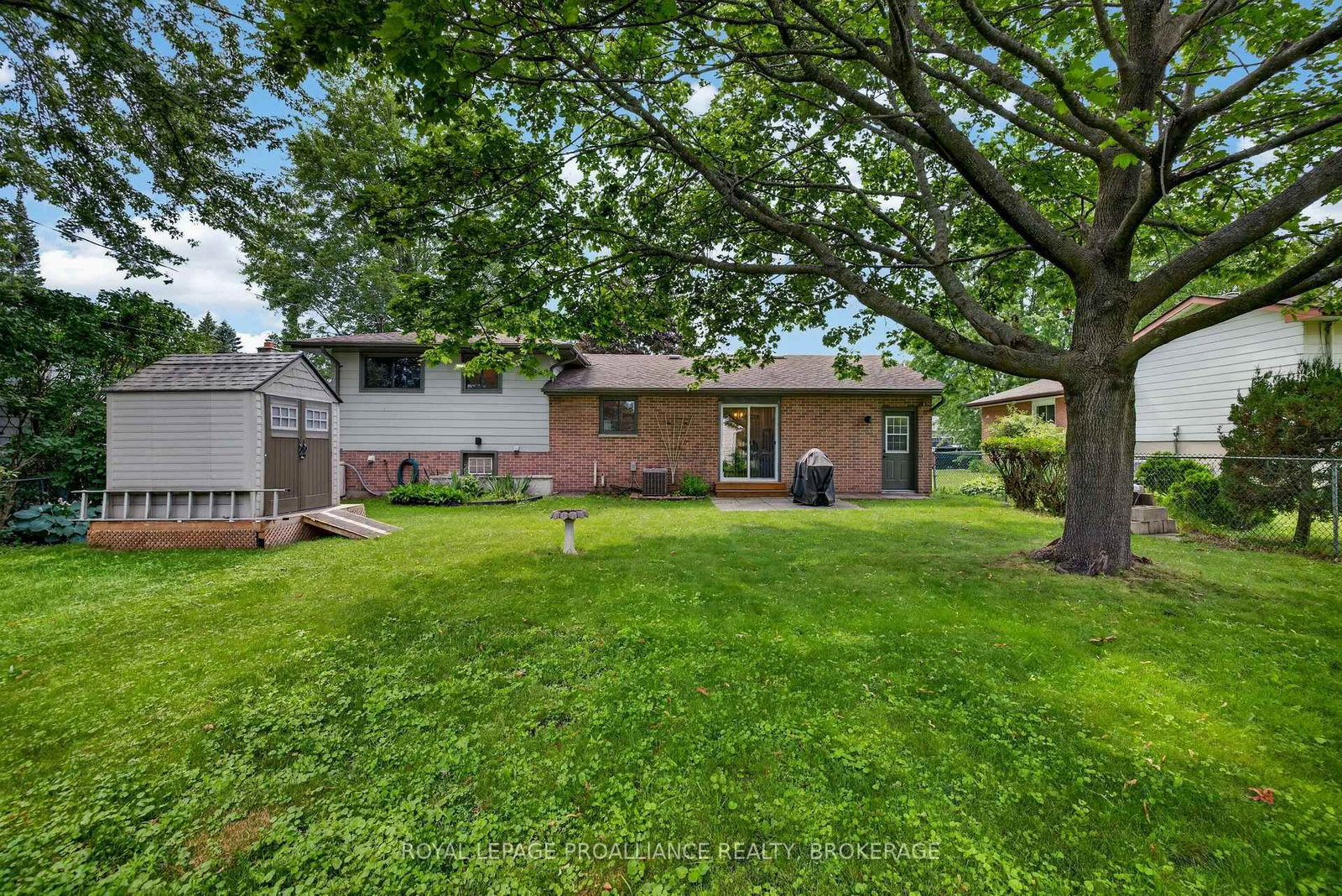 682 Carnaby Street • Kingston, ON photo 47
