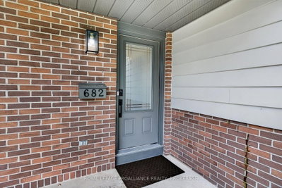 682 Carnaby Street • Kingston, ON photo 6