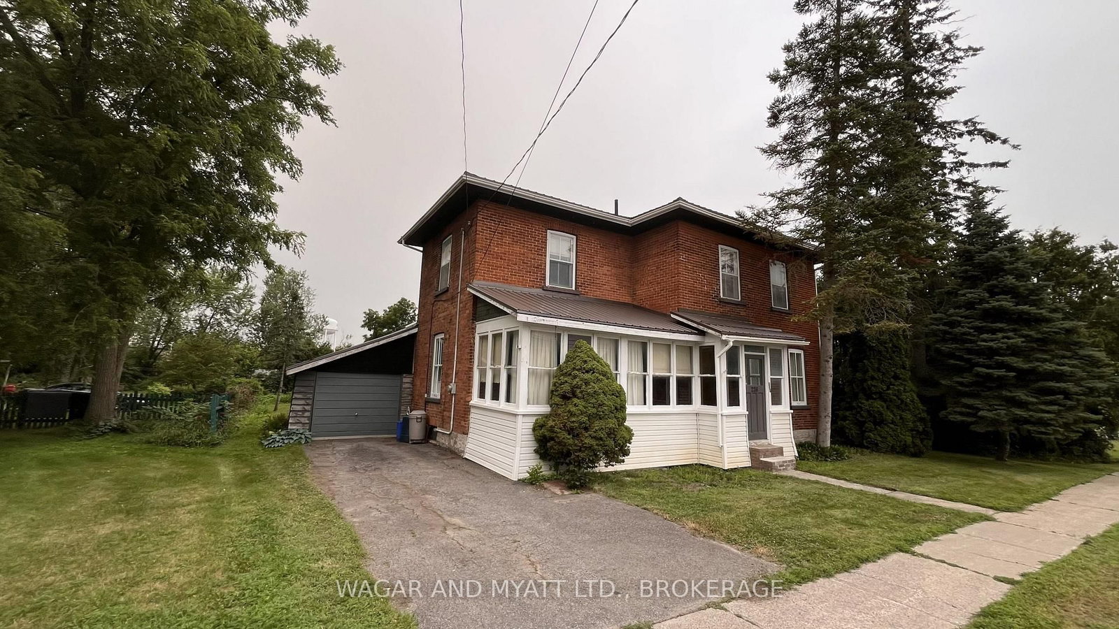 226 CAMDEN Road • Greater Napanee, ON photo 1