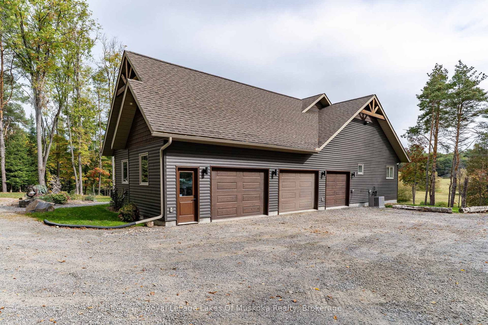 461 Rowanwood Road • Huntsville, ON photo 42