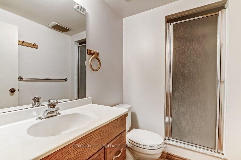 63 Confederation Drive • St. Thomas, ON photo 14