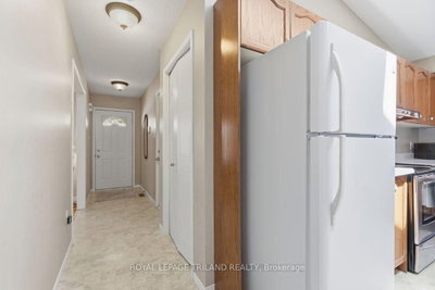 34 Gerald Crescent • London South, ON photo 5