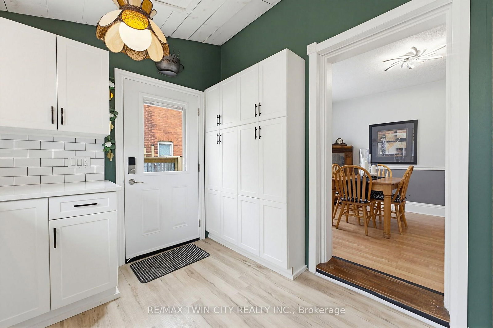 28 Norwich Street • Brantford, ON photo 11