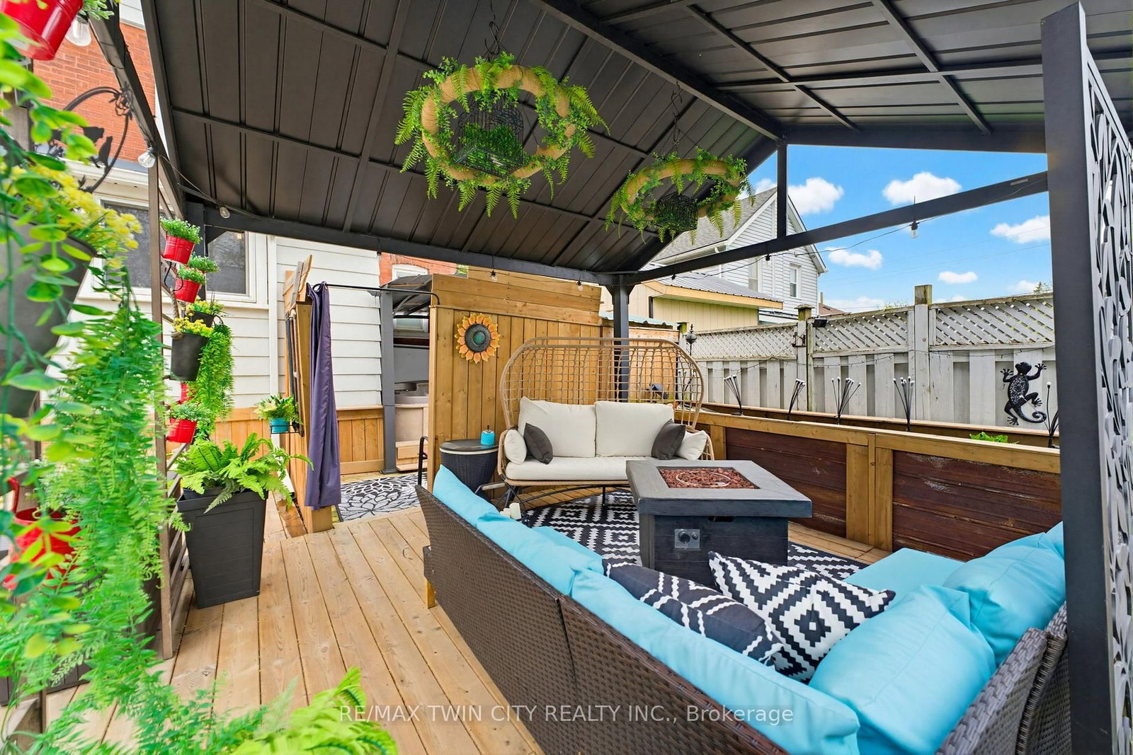 28 Norwich Street • Brantford, ON photo 24