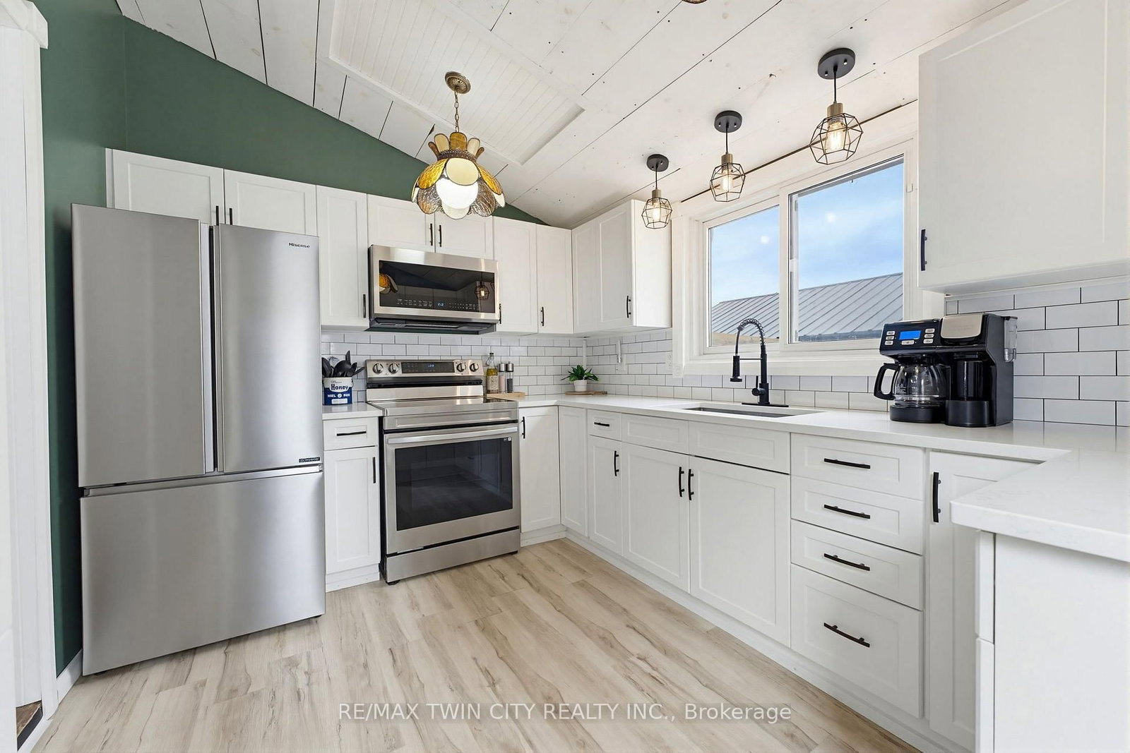 28 Norwich Street • Brantford, ON photo 9