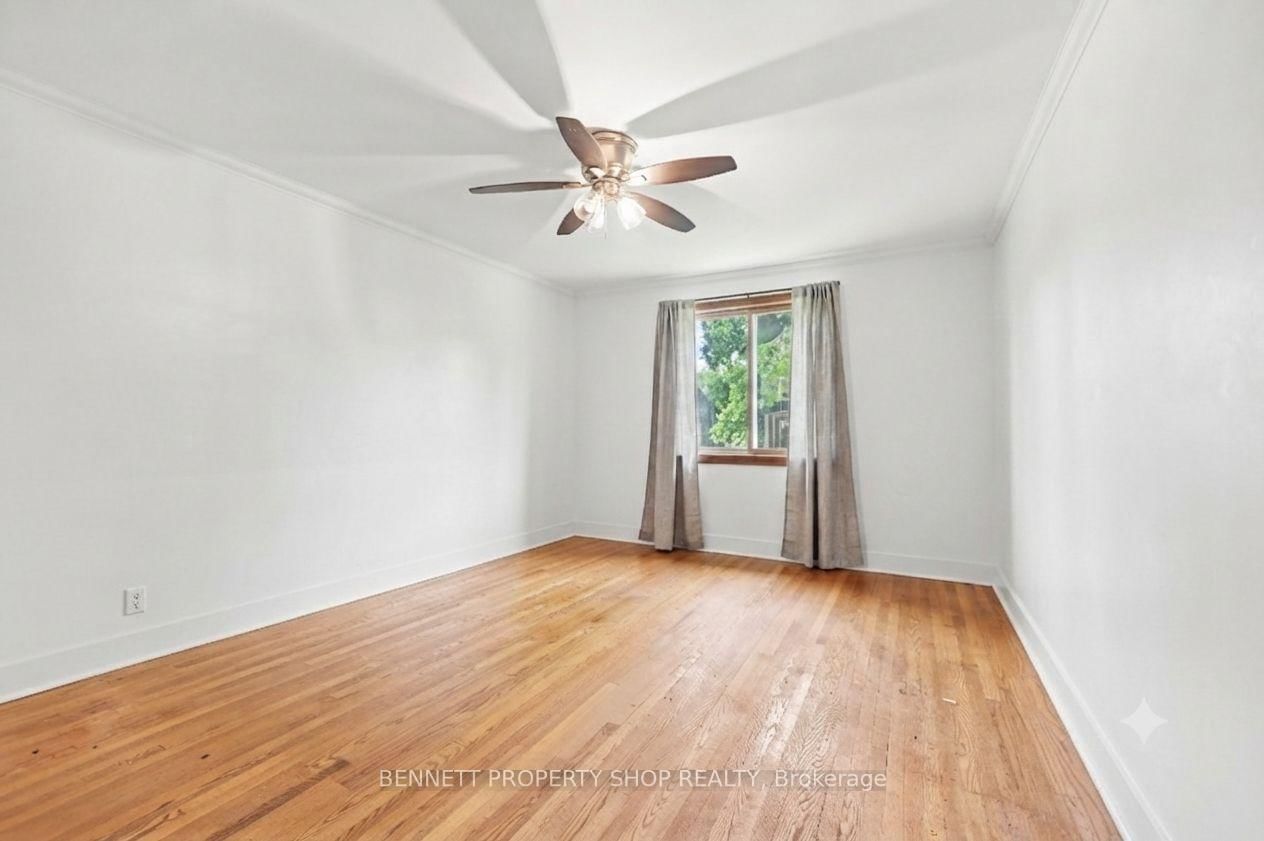 1361 Summerville Avenue • Ottawa, ON photo 7
