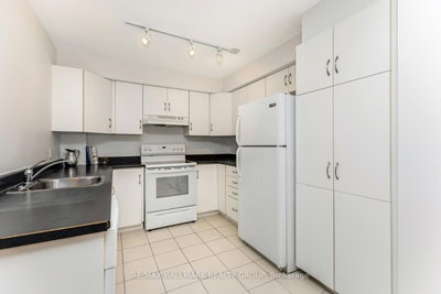 Unit 502 — 138 Somerset Street W — photo 5