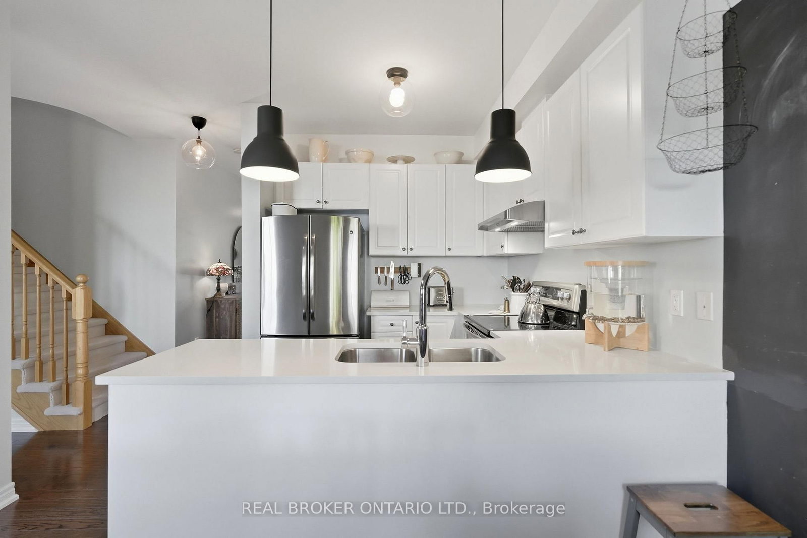 80 Bousfield Rise • Hamilton, ON photo 15