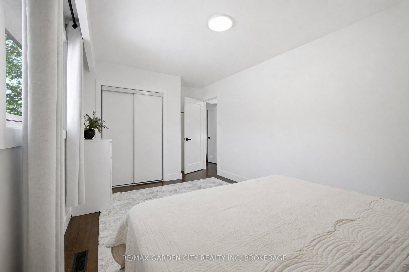 424 Vine Street • St. Catharines, ON photo 18
