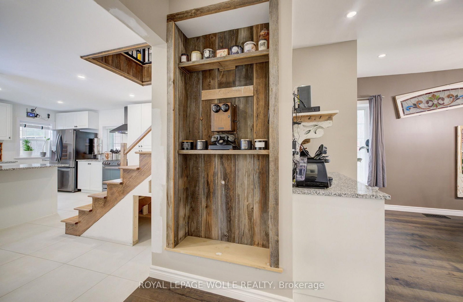Listing Image 13