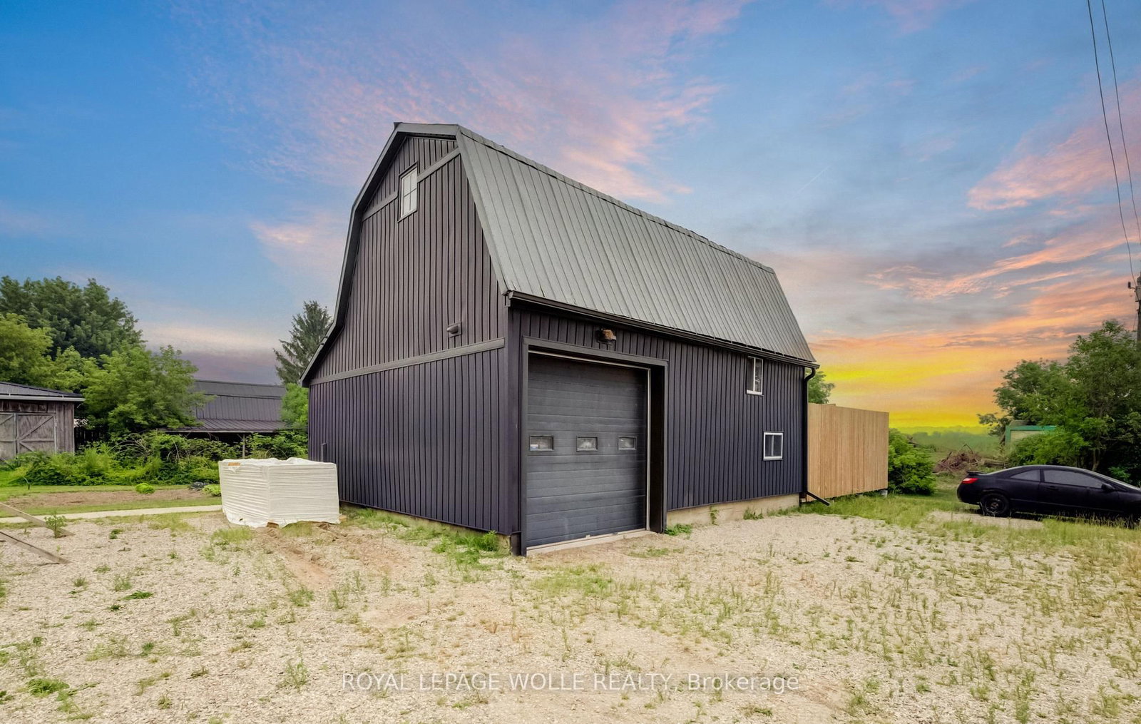 Listing Image 37