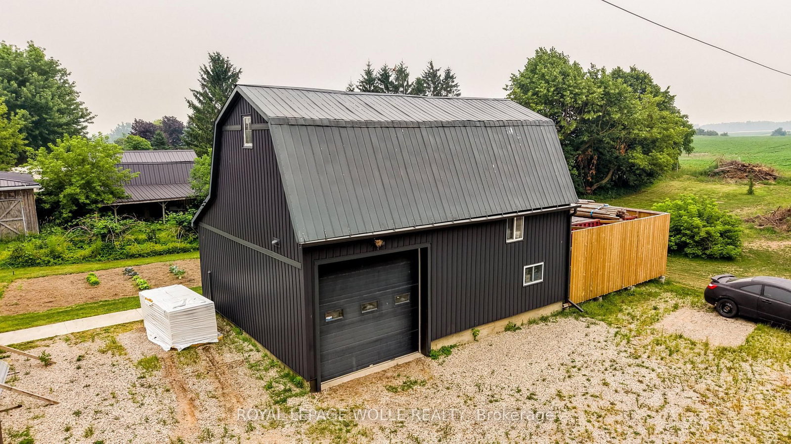 Listing Image 48