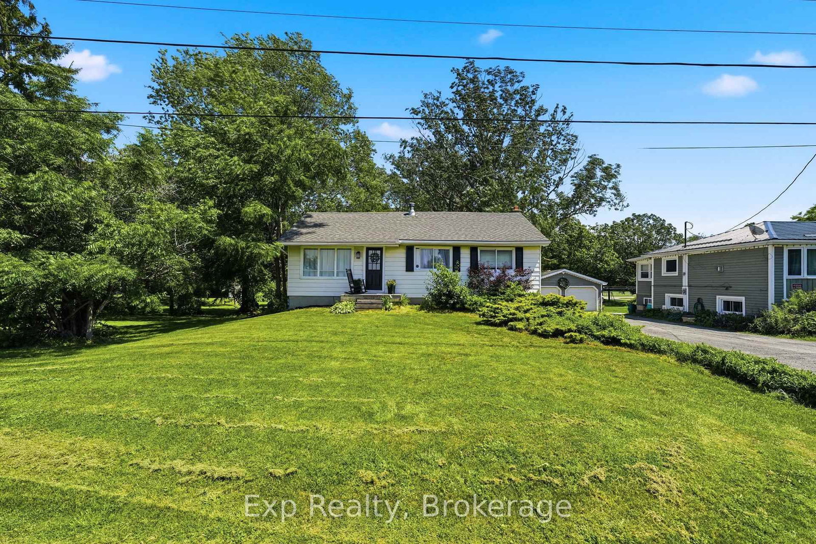 Detached House for sale at 650 County Road 5, Prince Edward County, Ontario, K0K 2T0 - Hallowell Ward - MLS: X13572320