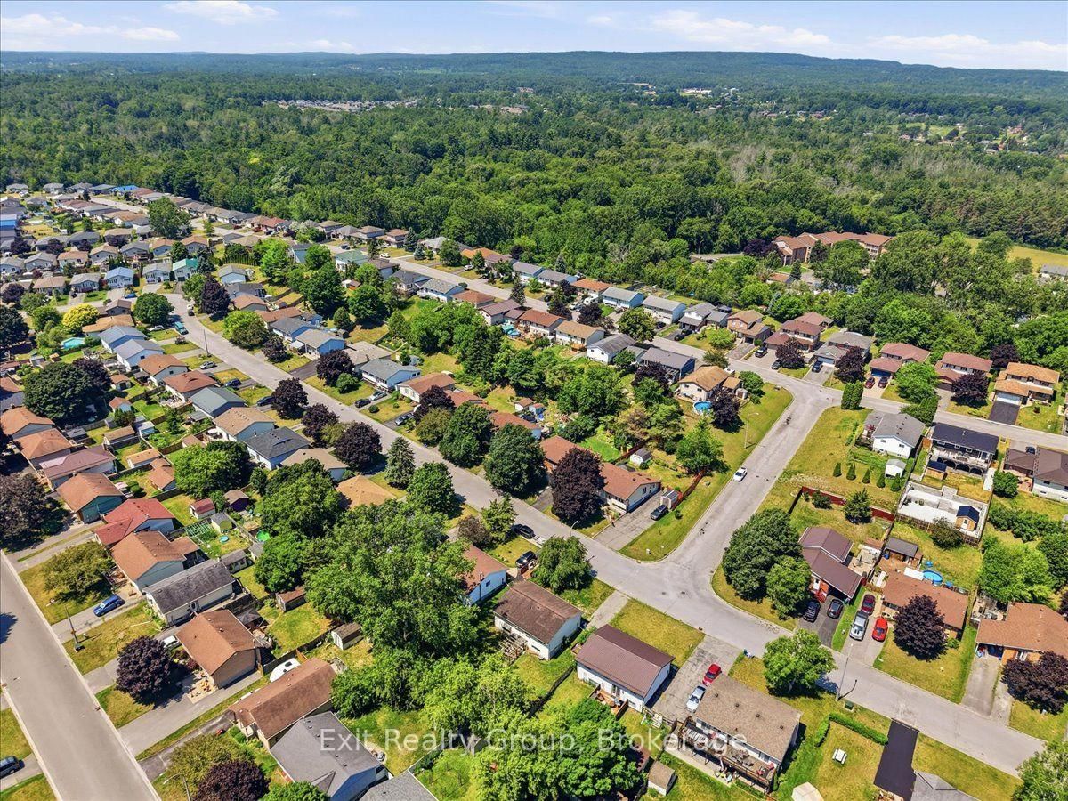 23 Van Alstine Drive • Quinte West, ON photo 11