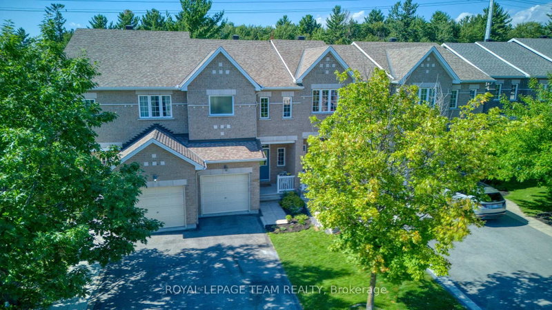home for sale on 485 Foxhall Way