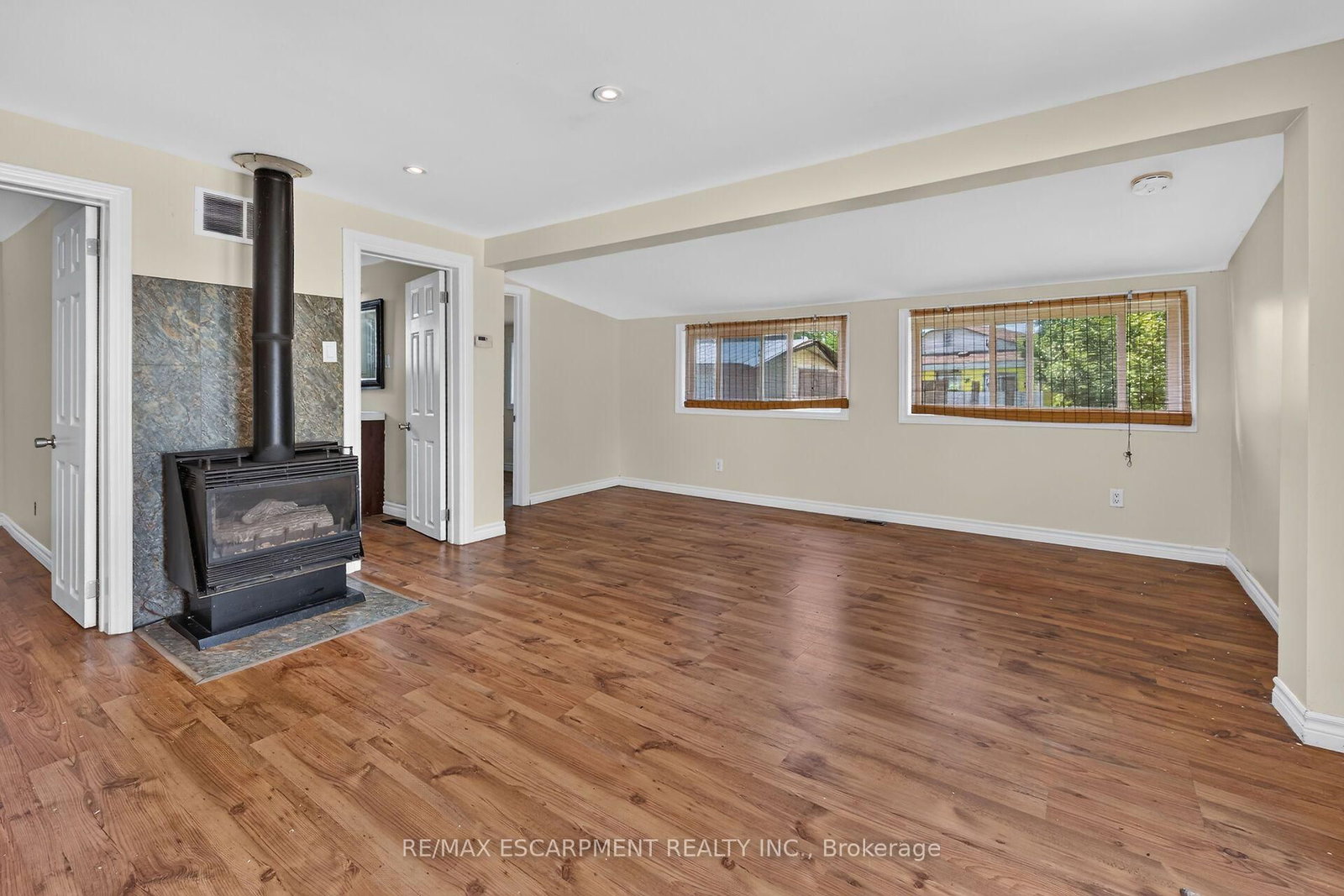 19 Barbara Drive • Haldimand, ON photo 15