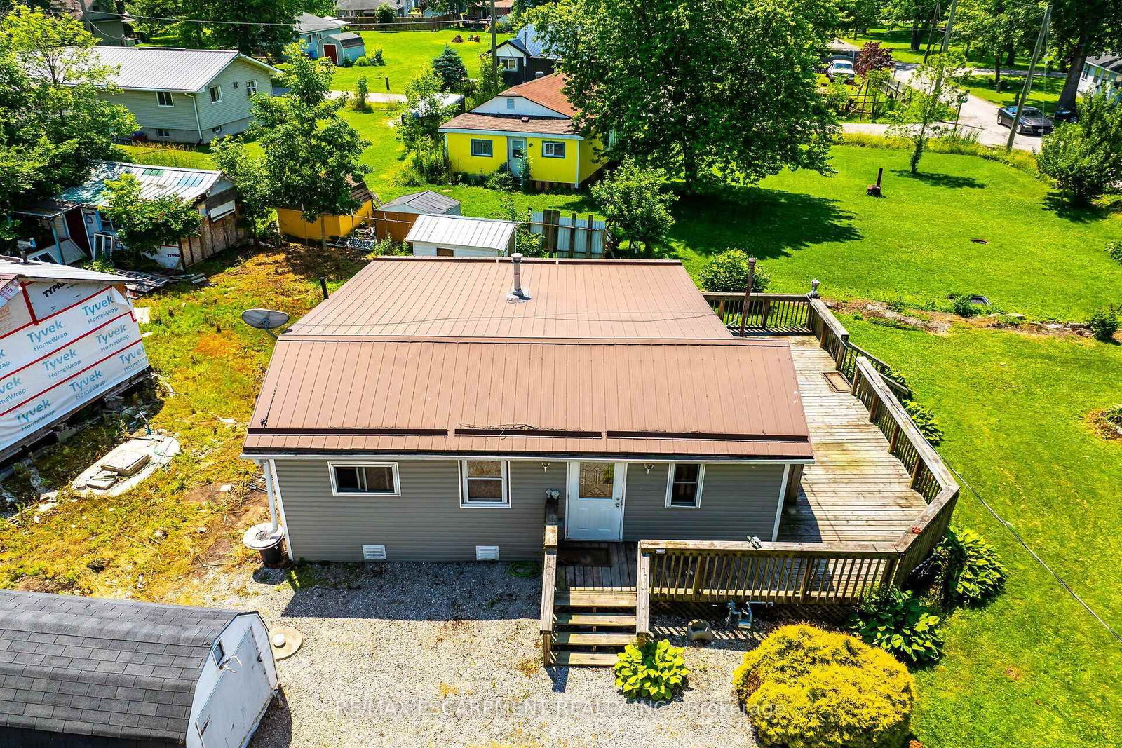 19 Barbara Drive • Haldimand, ON photo 2