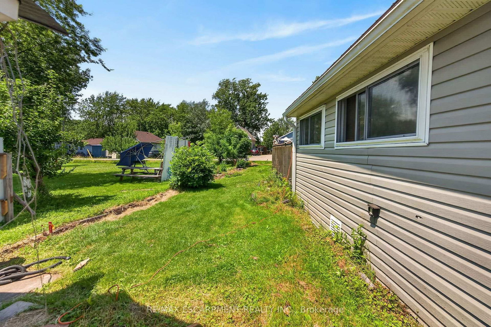 19 Barbara Drive • Haldimand, ON photo 32