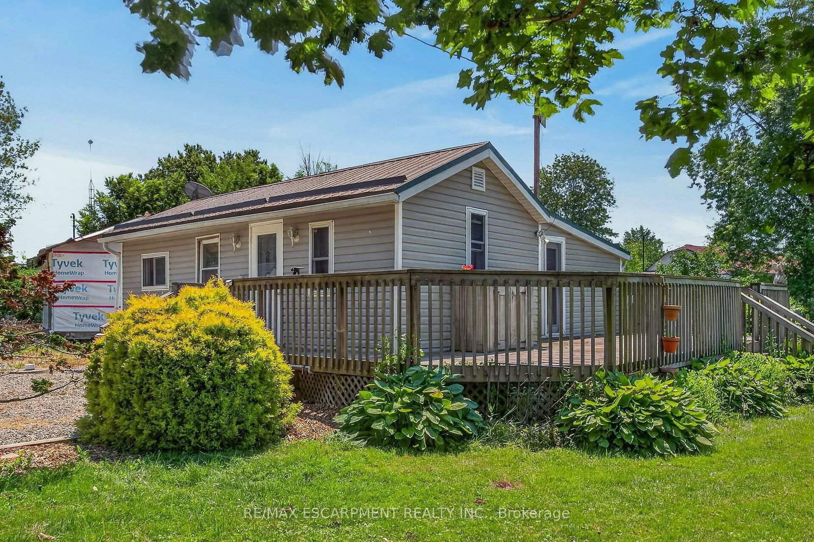 19 Barbara Drive • Haldimand, ON photo 5