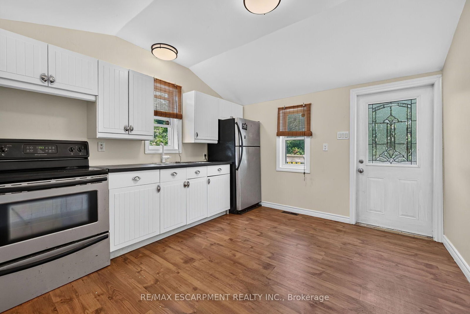19 Barbara Drive • Haldimand, ON photo 9