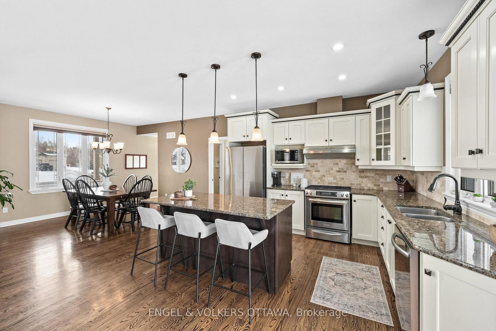 5579 Lombardy Drive • Osgoode, ON photo 13