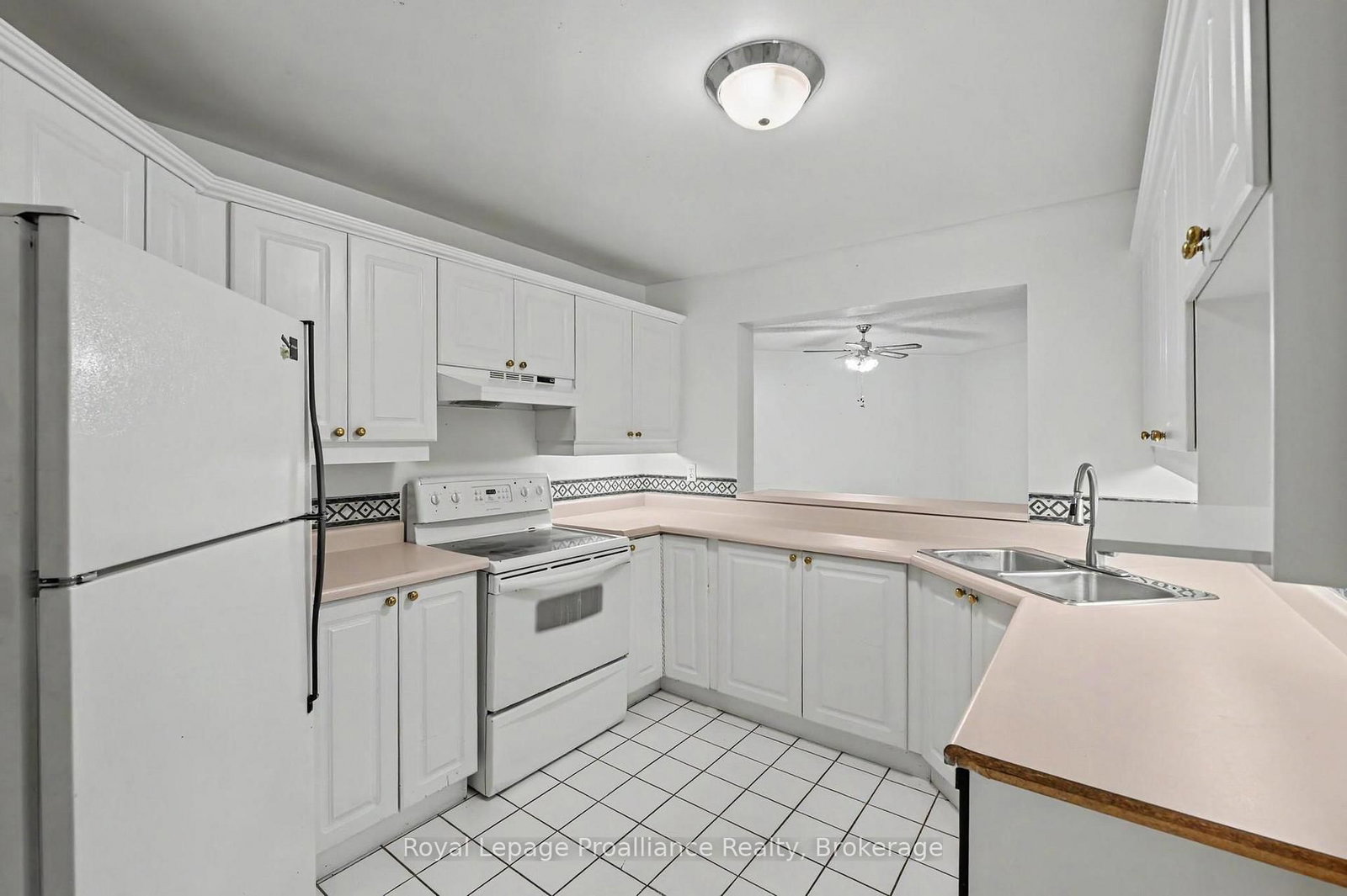 245 W Elgin Street • #201 • Cobourg, ON photo 8