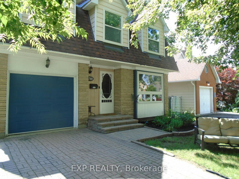 home for sale on 1725 Bonaventure Terrace