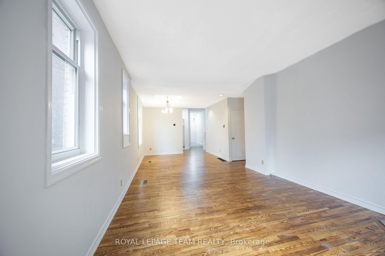 301 Somerset Street E • Ottawa, ON photo 20