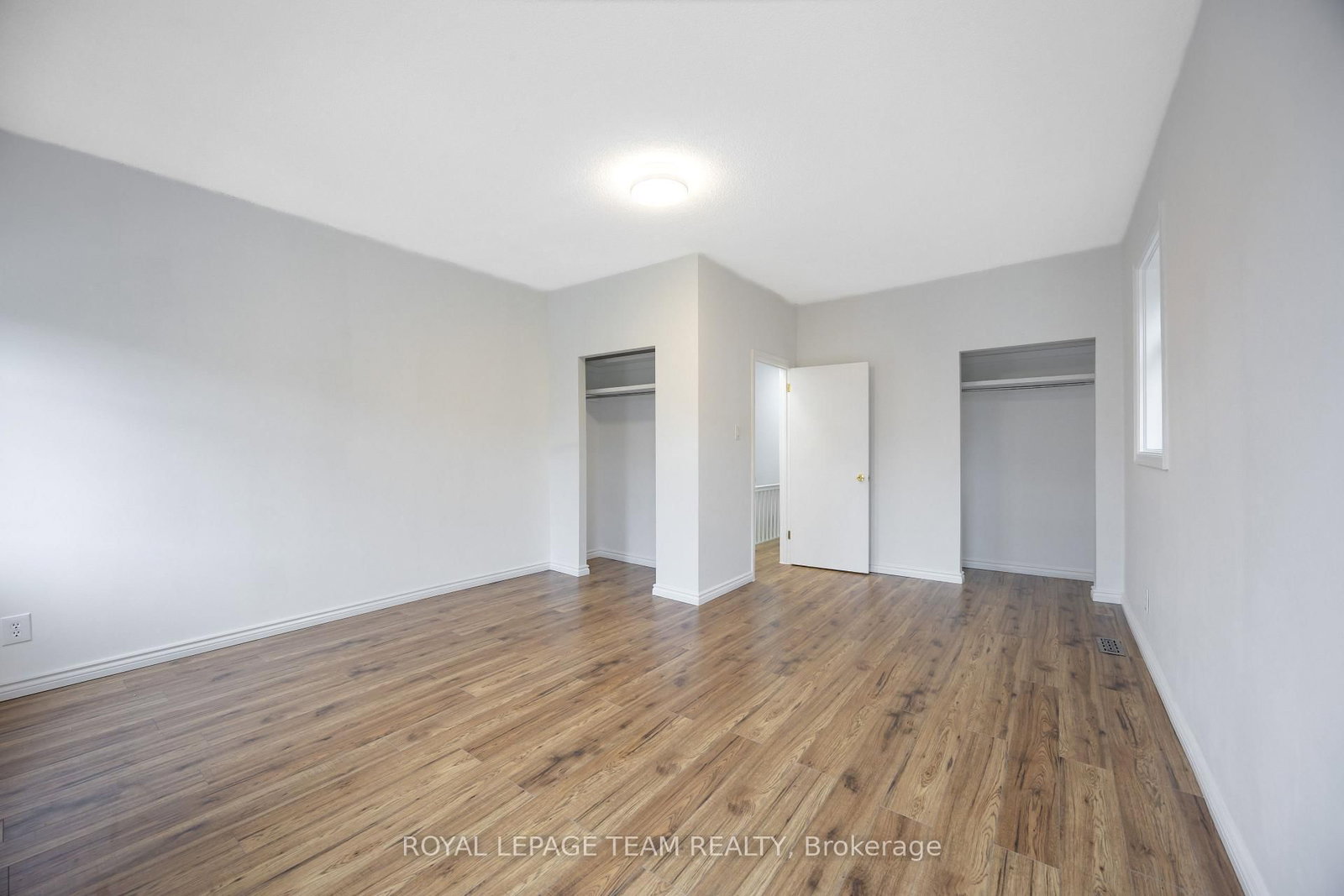 301 Somerset Street E • Ottawa, ON photo 28