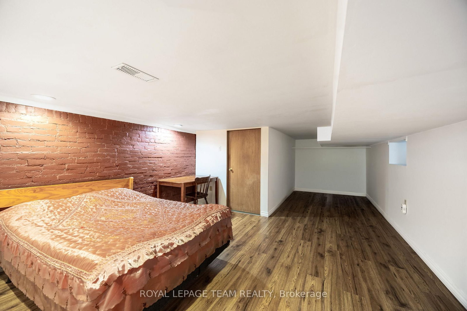 301 Somerset Street E • Ottawa, ON photo 40