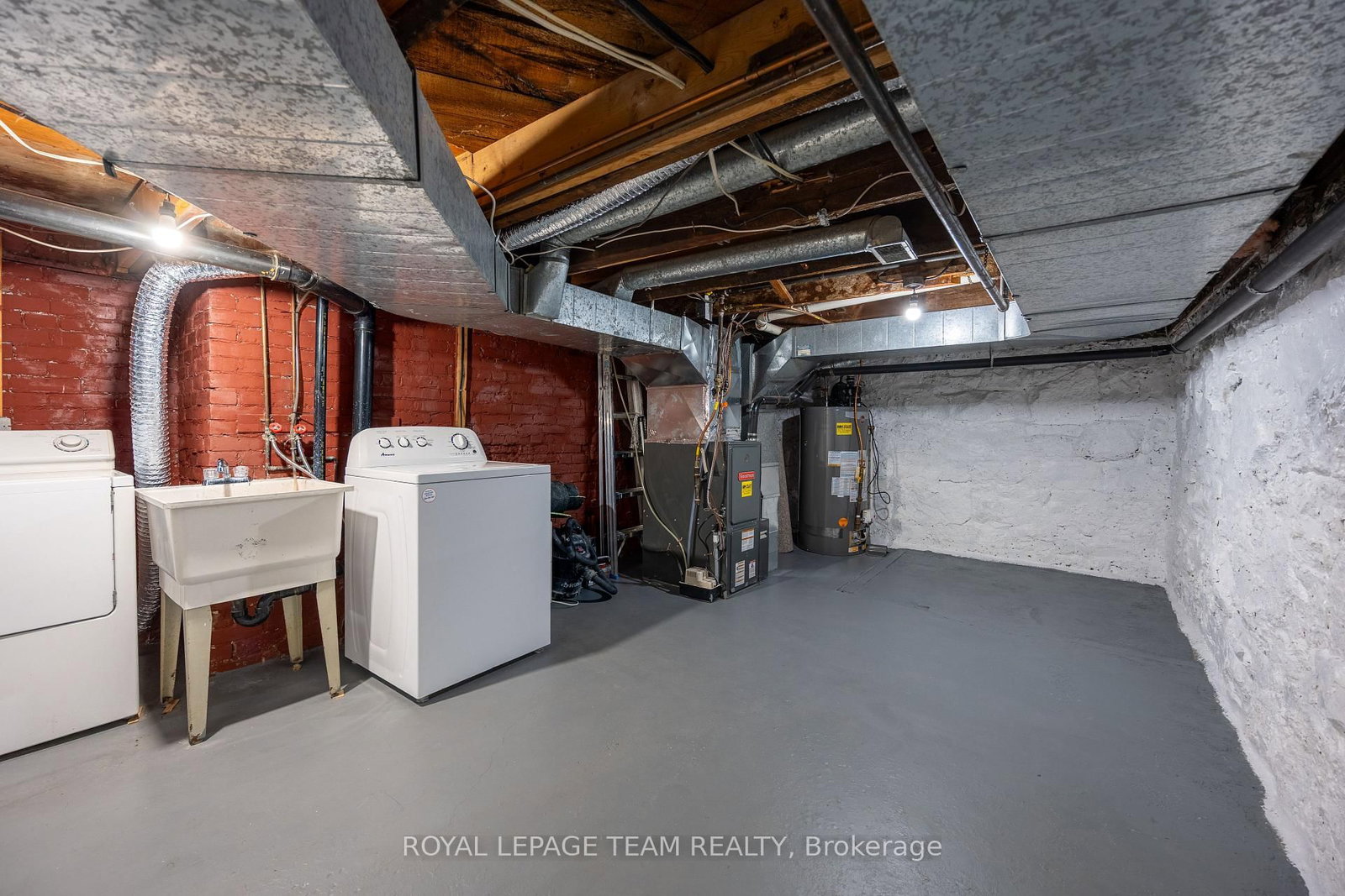 301 Somerset Street E • Ottawa, ON photo 45