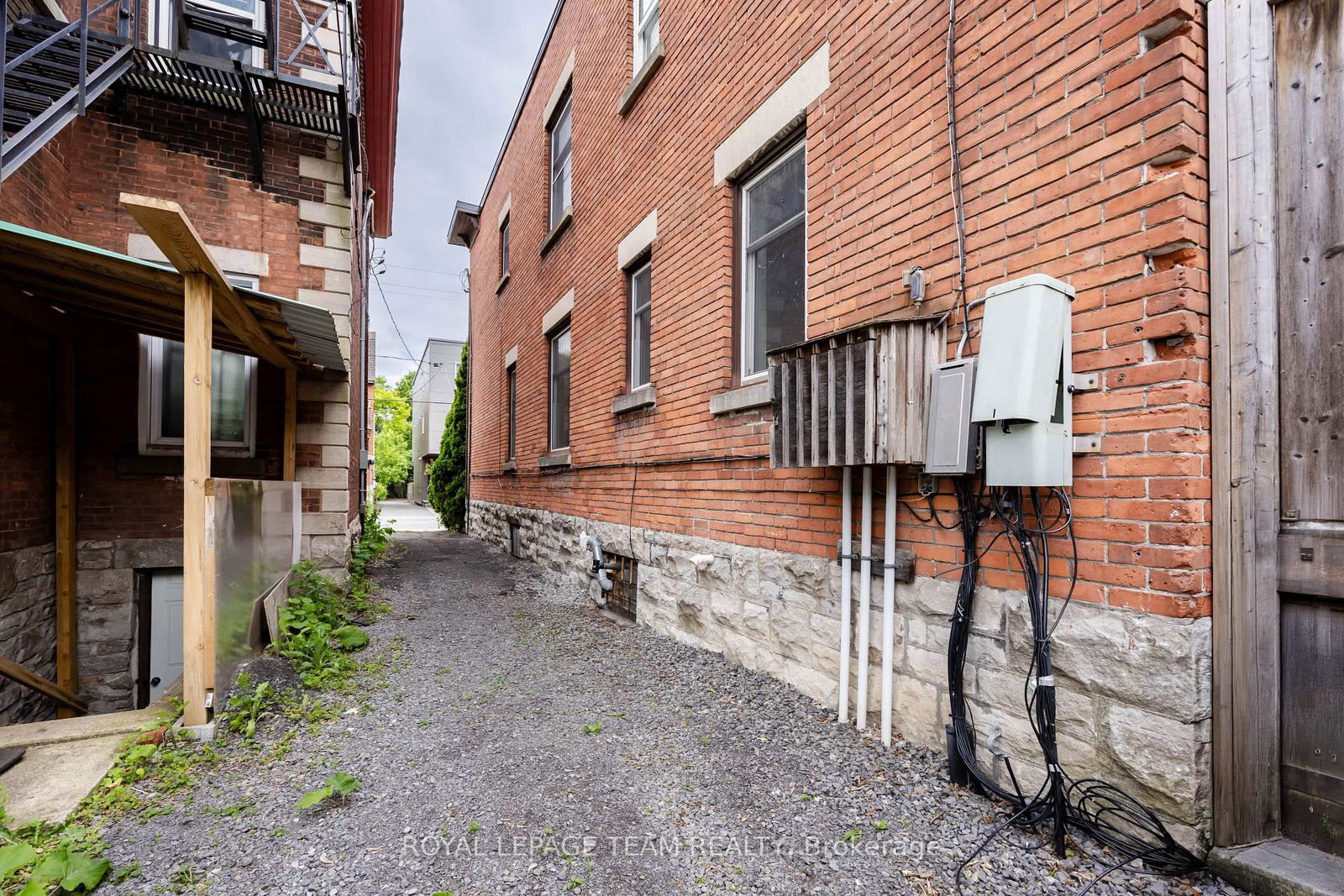 301 Somerset Street E • Ottawa, ON photo 46