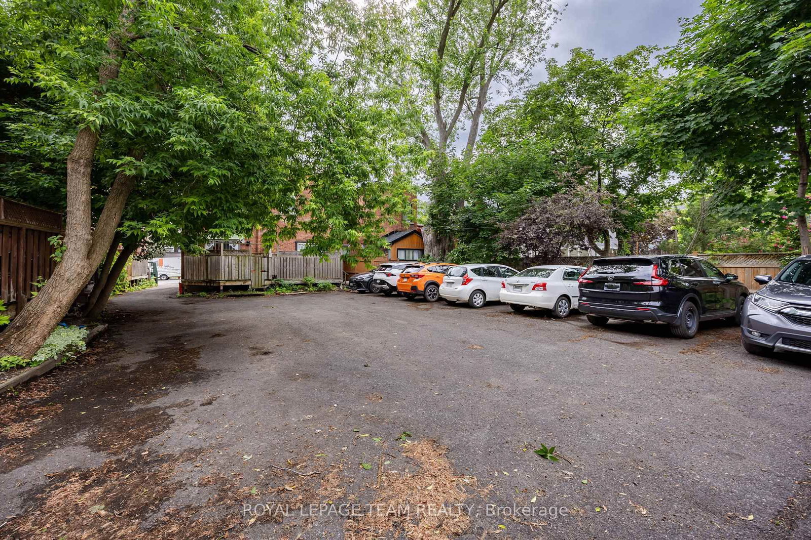 301 Somerset Street E • Ottawa, ON photo 47