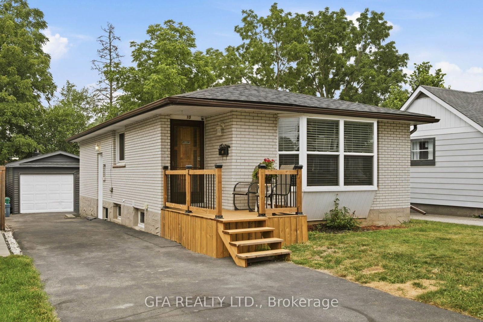 13 Mercer Road • Cambridge, ON photo 1