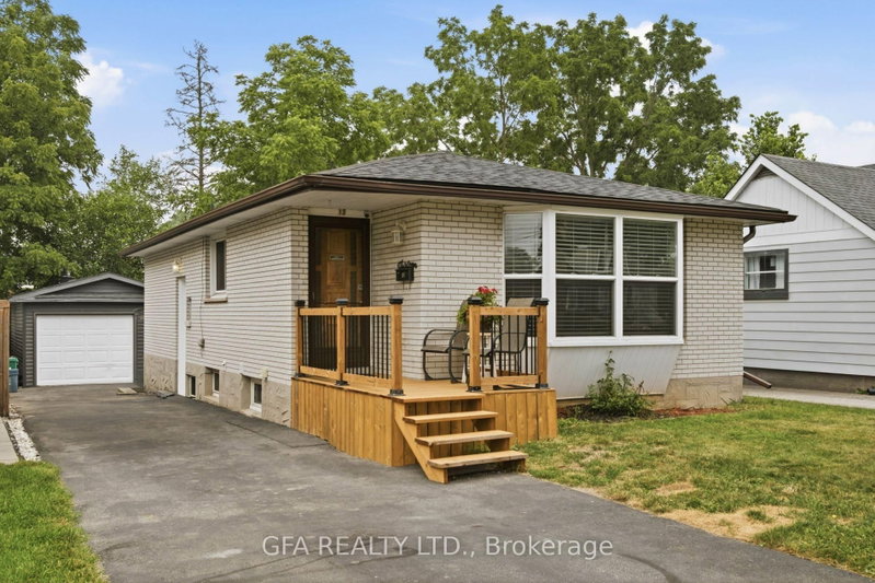 13 Mercer Rd, Cambridge, Ontario