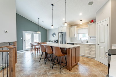 270 Boyd Boulevard • Zorra, ON photo 8