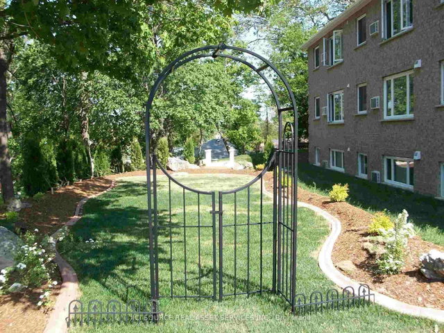 4434 Leader Lane
