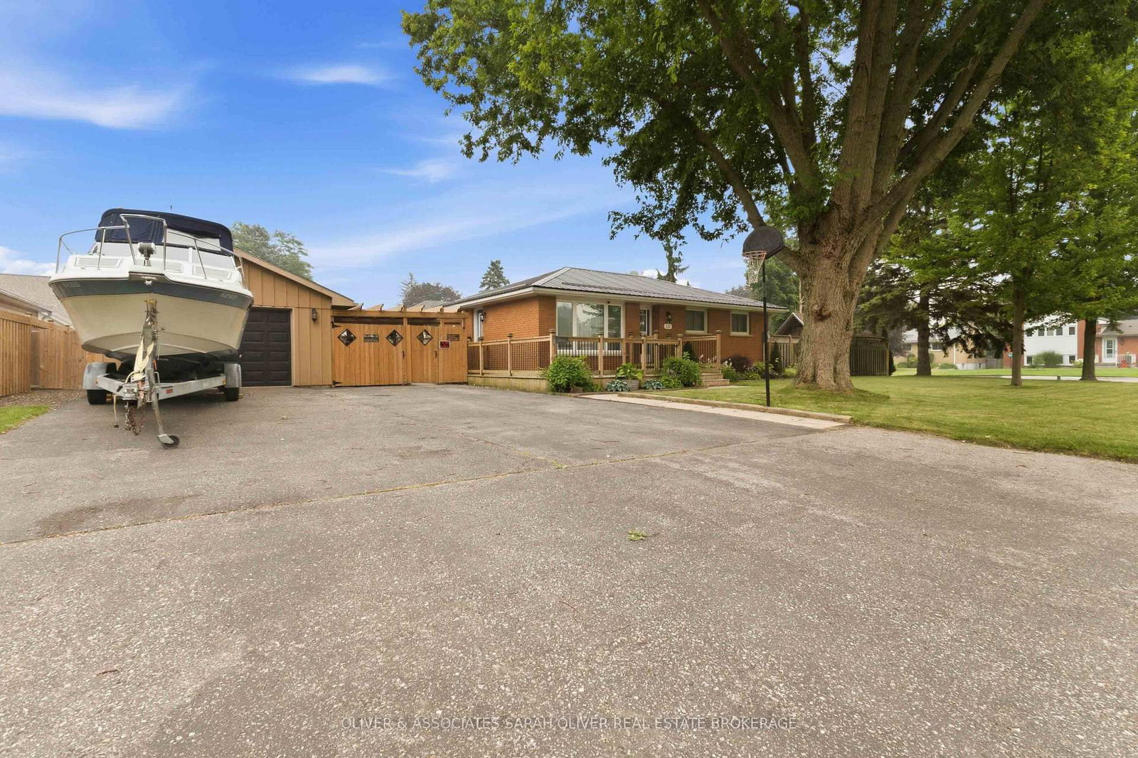 111 Treelawn Avenue, Aylmer — photo 3
