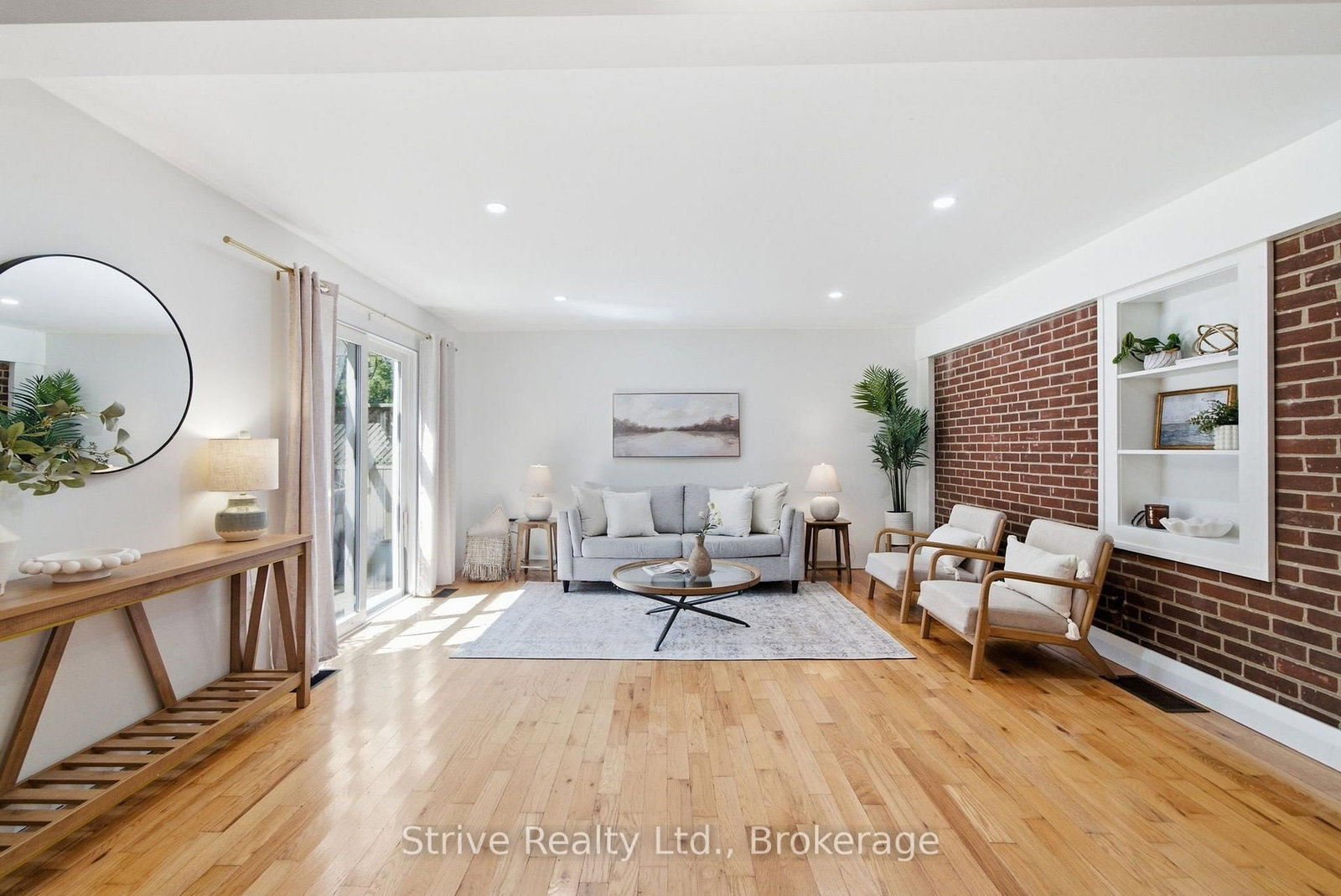 369 Walton Street • Cobourg, ON photo 14