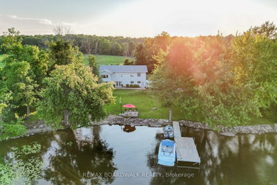 100 Mcculloughs Landing • Perth, ON photo 2