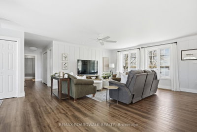 100 Mcculloughs Landing • Perth, ON photo 7