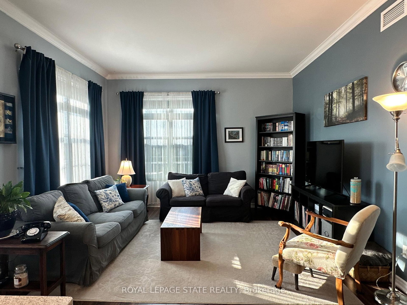 14 Saunders Drive • #307 • Haldimand, ON photo 12