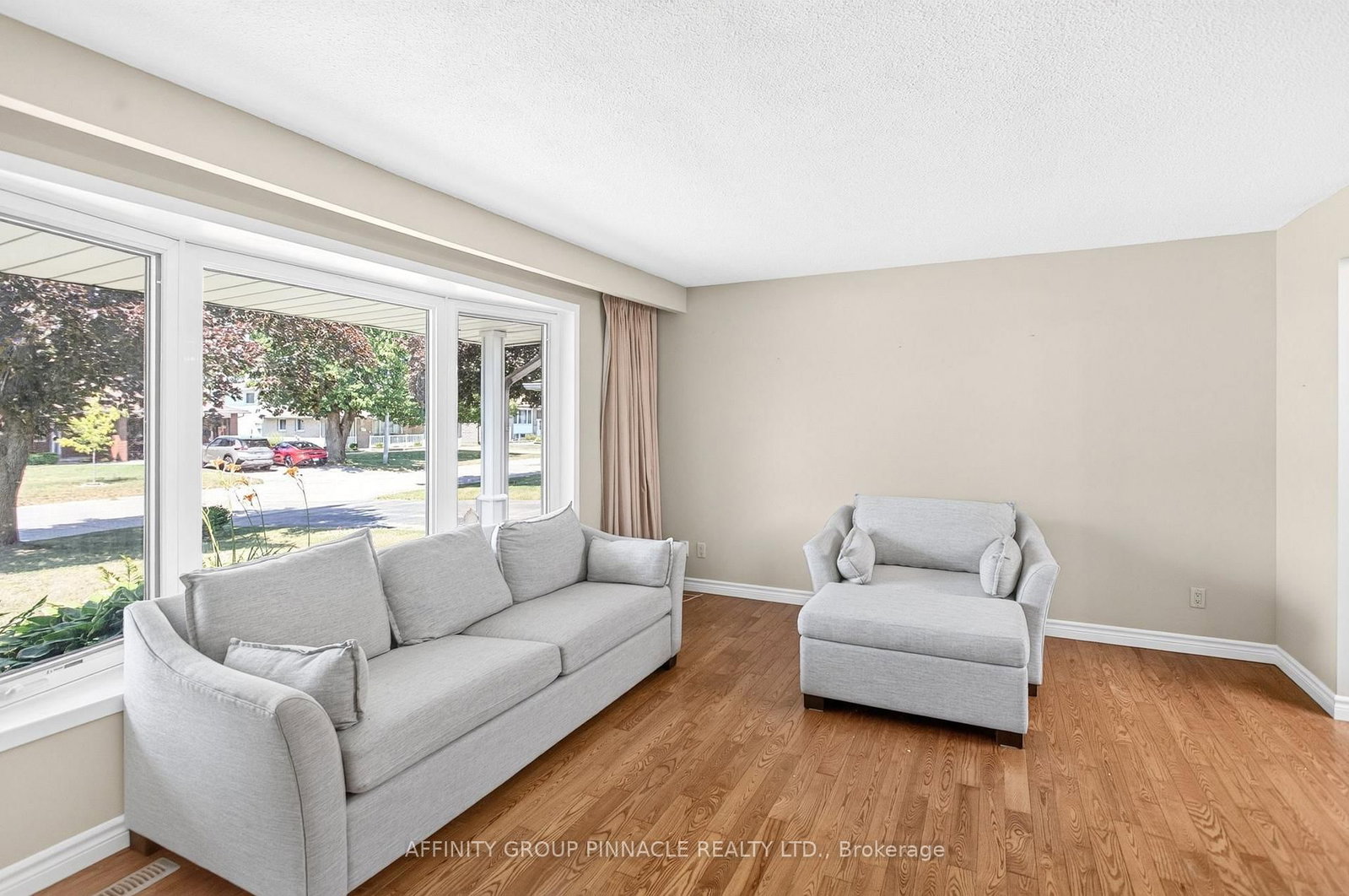 7 Redwing Street • Kawartha Lakes, ON photo 8