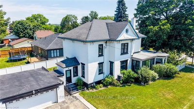 290 TURNBERRY Street • Huron East, ON photo 2