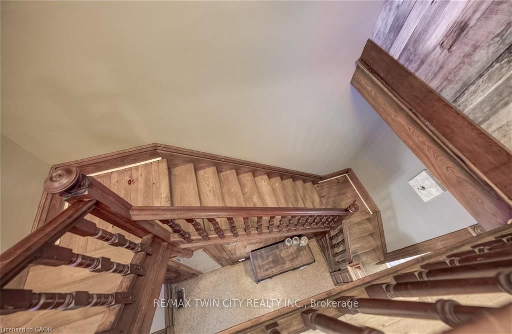 290 TURNBERRY Street • Huron East, ON photo 22