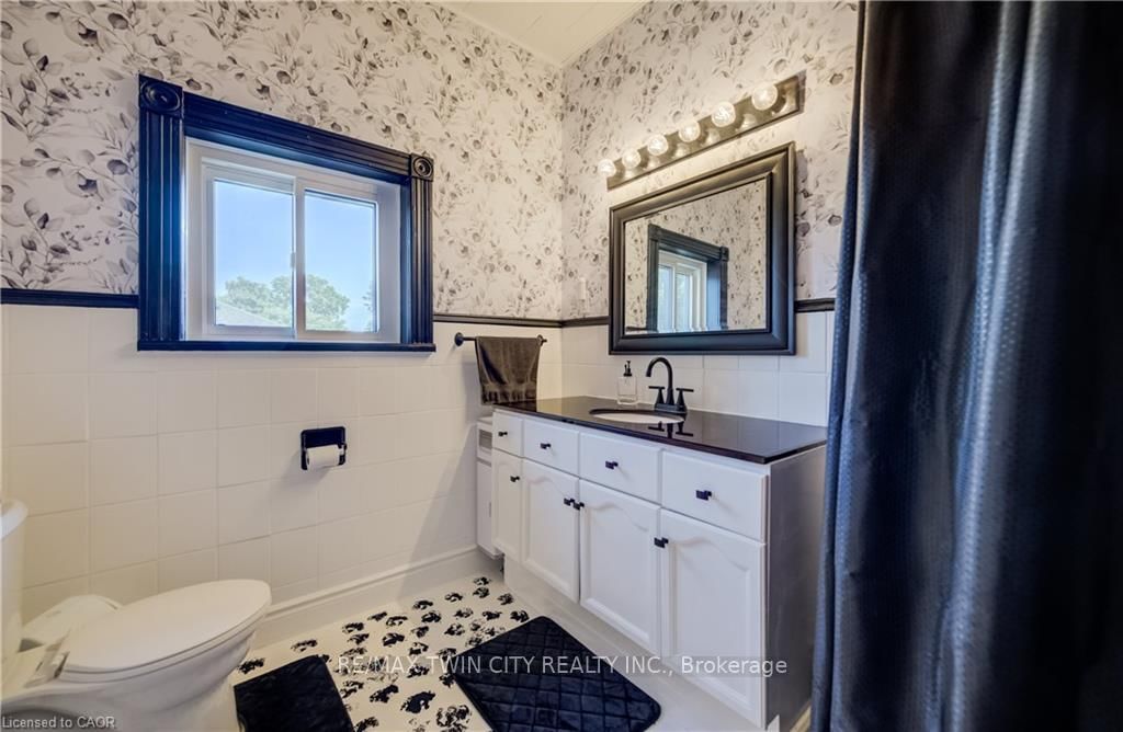 290 TURNBERRY Street • Huron East, ON photo 32