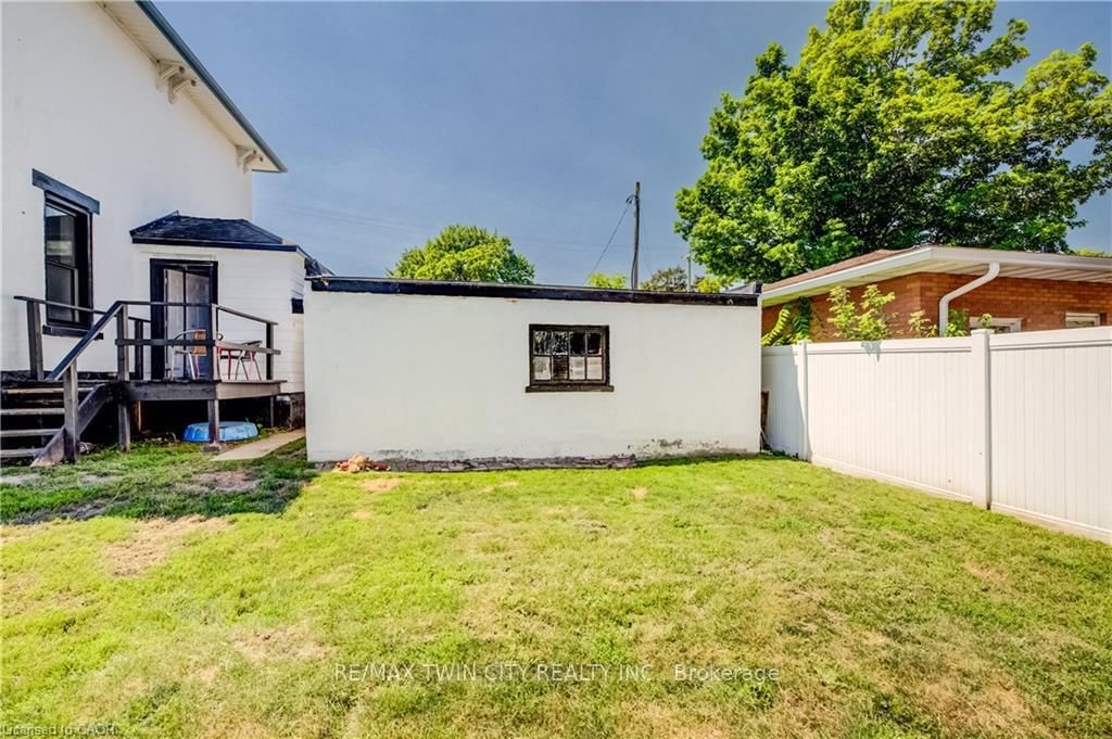 290 TURNBERRY Street • Huron East, ON photo 38