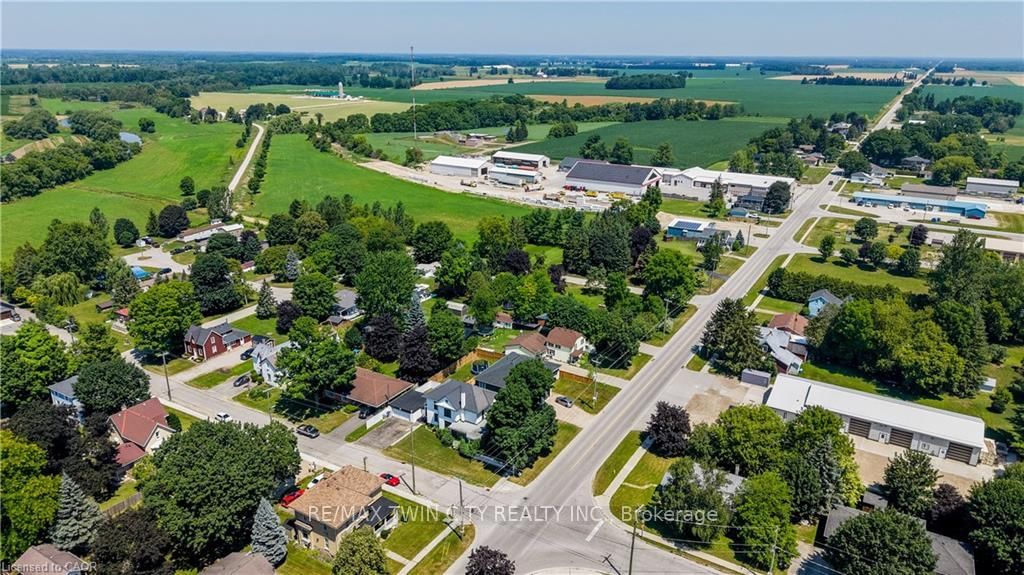 290 TURNBERRY Street • Huron East, ON photo 41