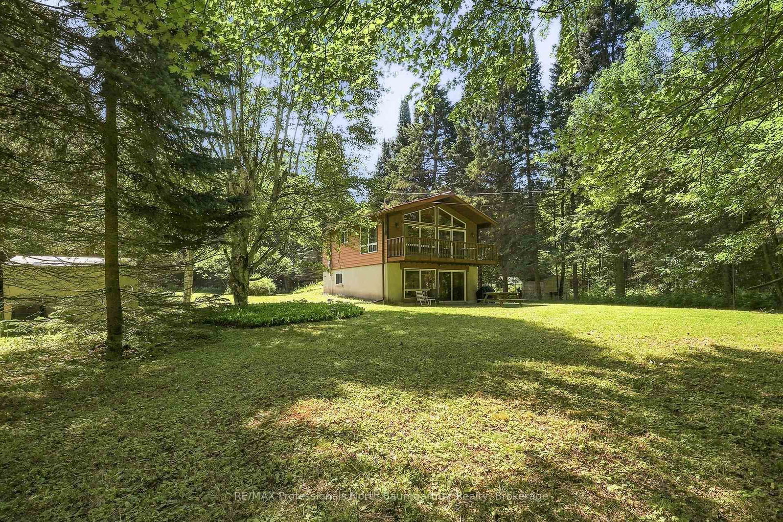 1125 Providence Drive • Algonquin Highlands, ON photo 28